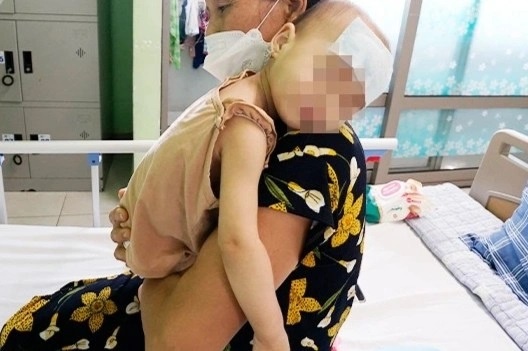 Tran lan thuc pham chuc nang cho tre anh 1