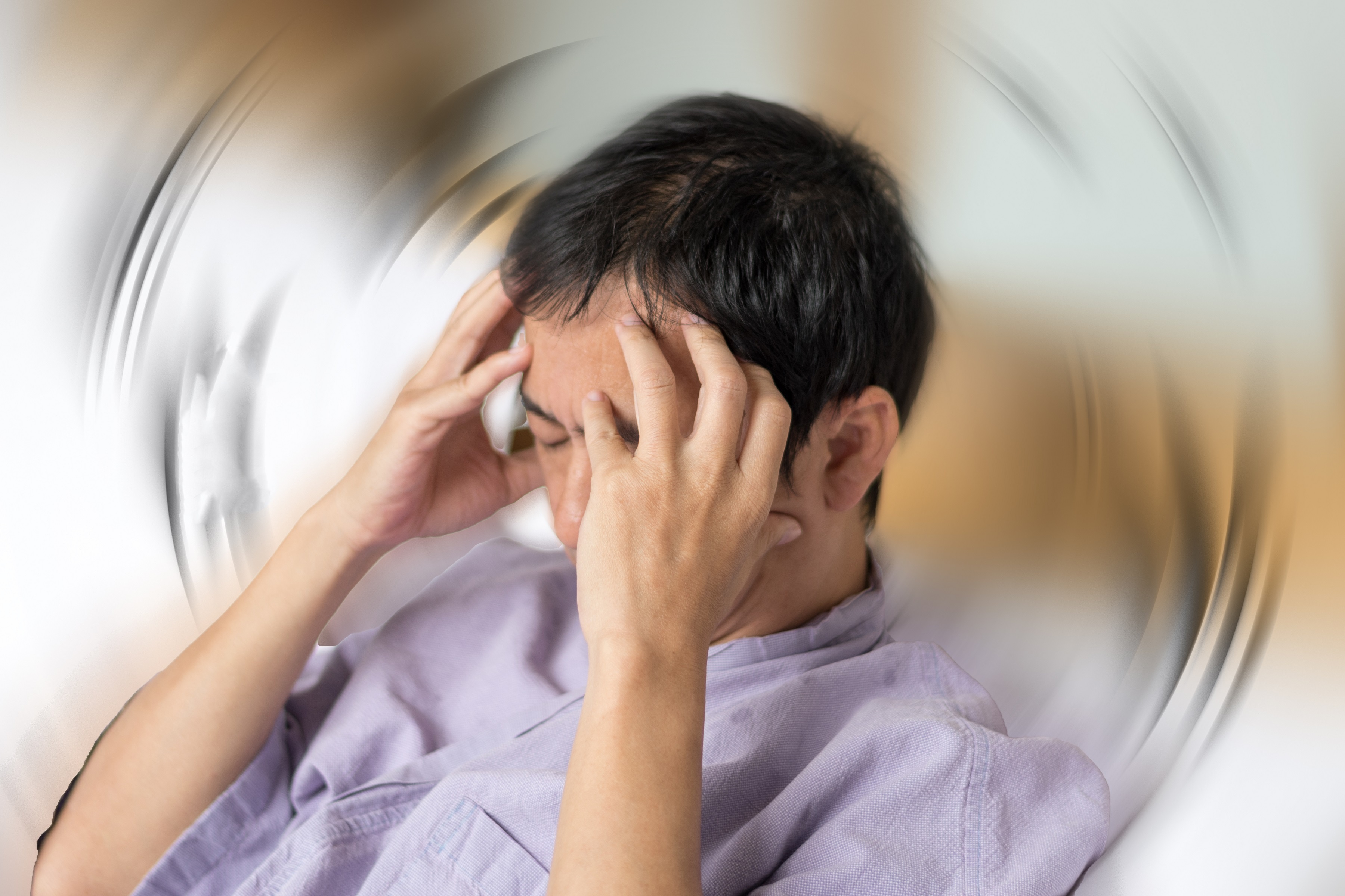Trieu chung khong ngo canh bao ban co khoi u nao hinh anh