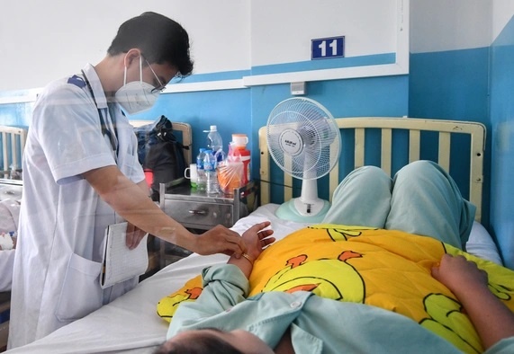 So ca mac sot xuat huyet  tai TP.HCM giam nhe hinh anh