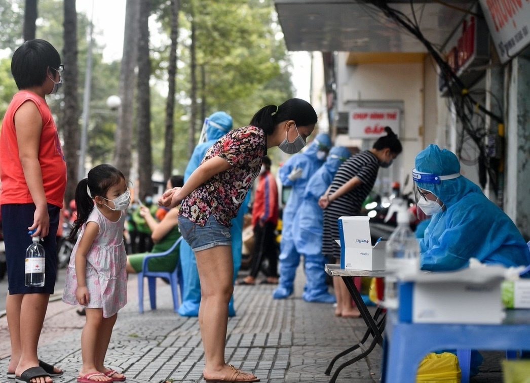Them mot benh nhan Covid-19 o Quang Ninh tu vong hinh anh
