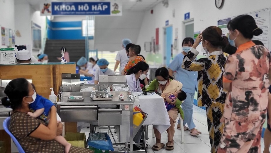 Benh nhi ho hap anh 1