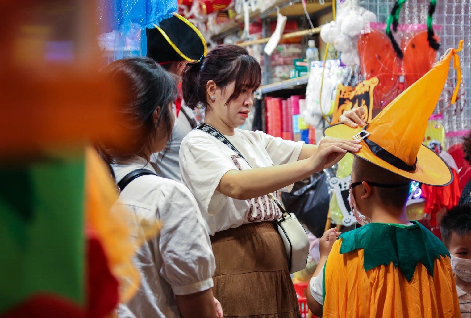 So ca mac Covid-19 tai Viet Nam tang nhe hinh anh