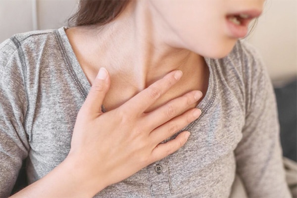 3 dau hieu xuat hien truoc mot thang o nhung nguoi tu vong vi benh tim hinh anh