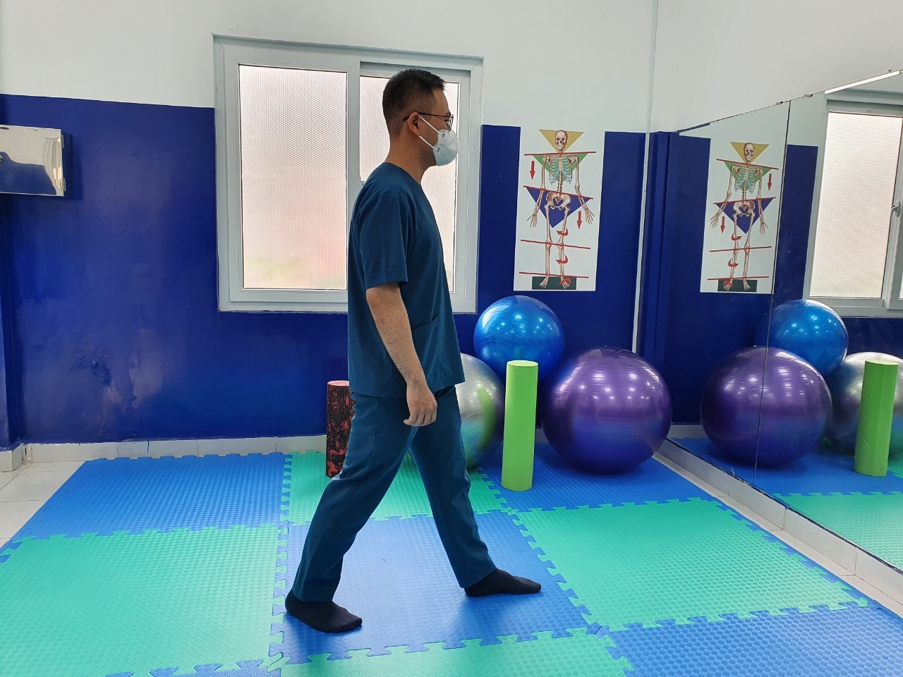 Bai tap giam dau lung anh 9