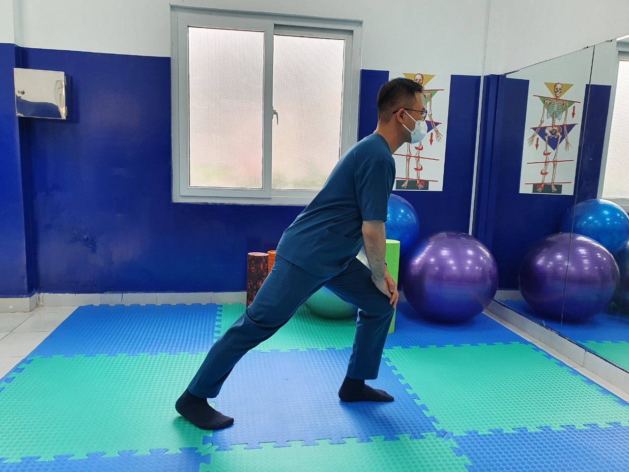 Bai tap giam dau lung anh 10