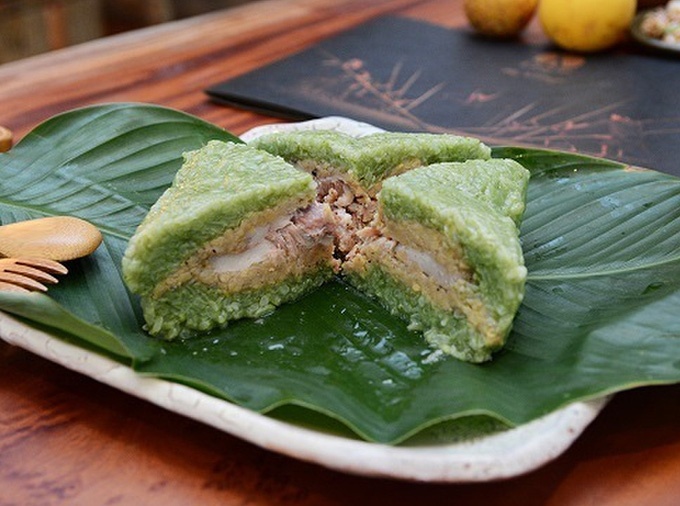 Banh chung cat phan bi moc con an duoc khong? hinh anh