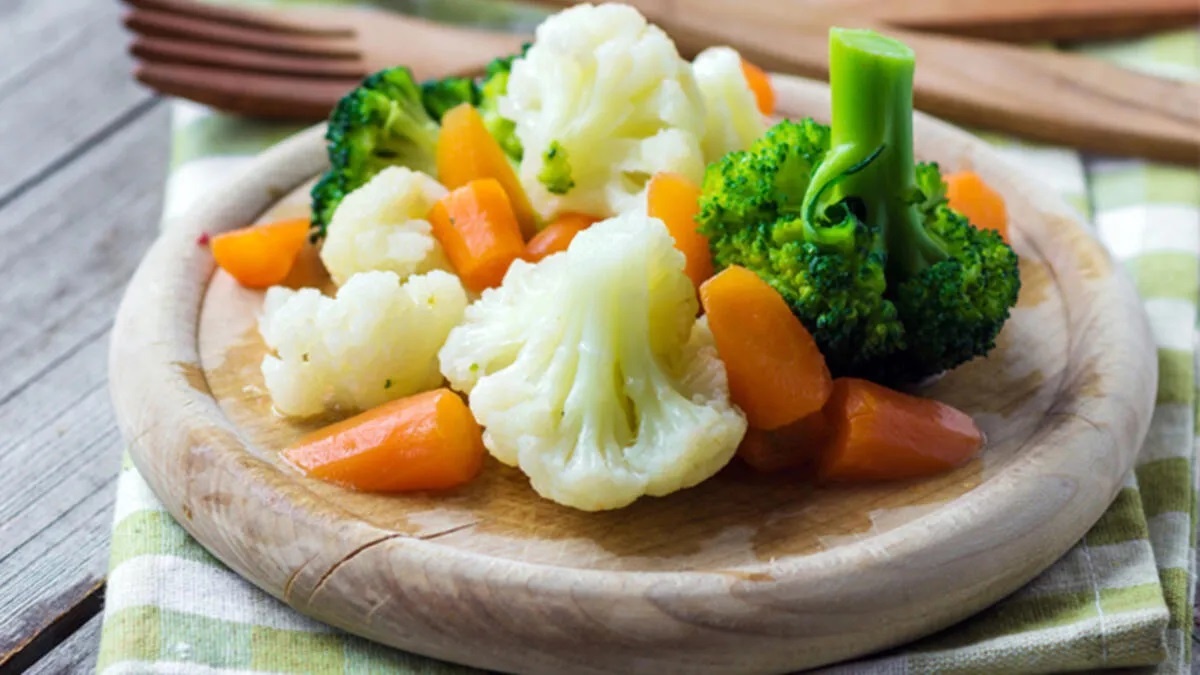 Tet khong tang can anh 2