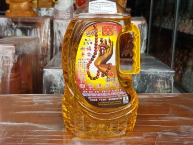 Tre nguy kich do uong nham dau thap den hinh anh