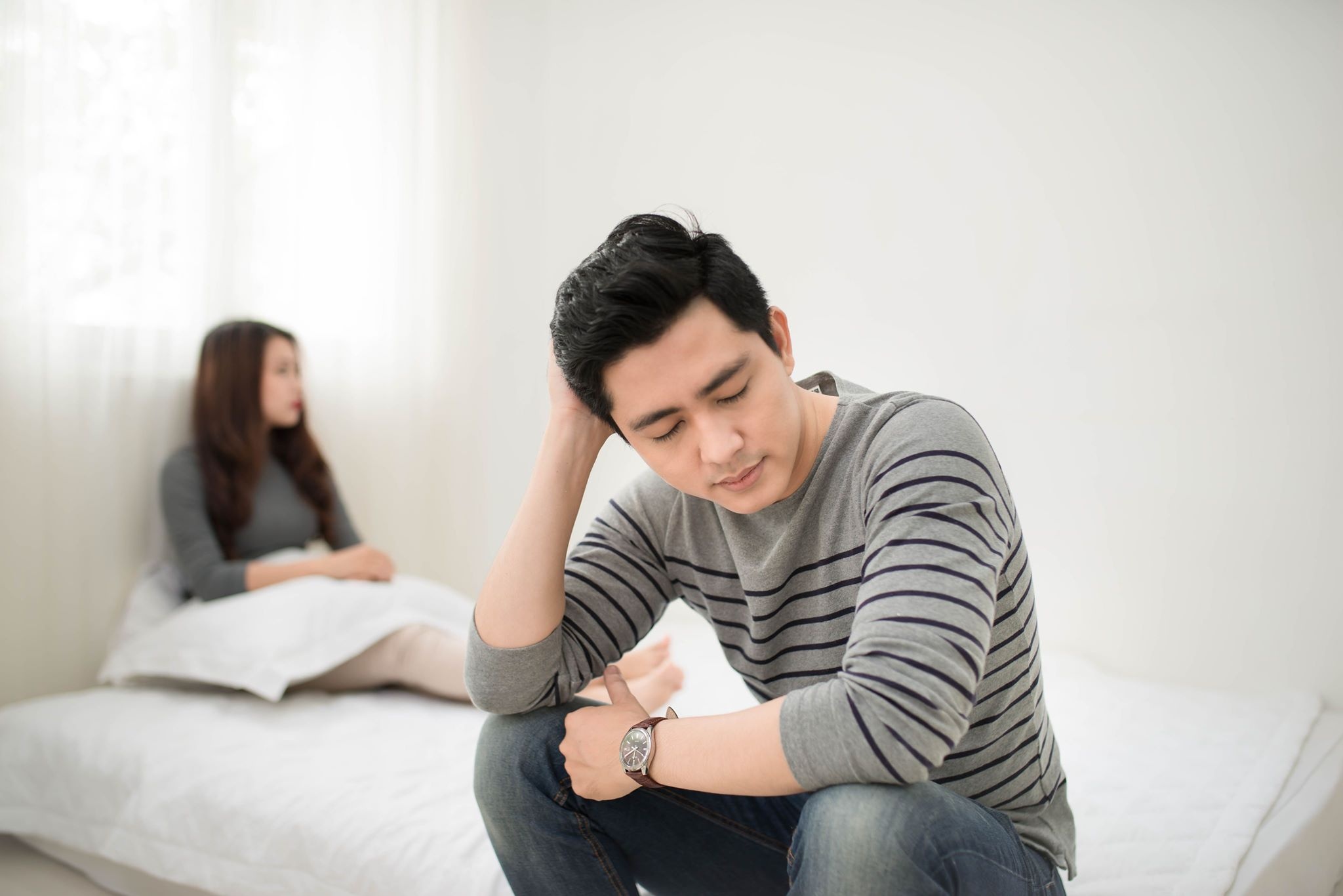 Vo chong chan nhau anh 1