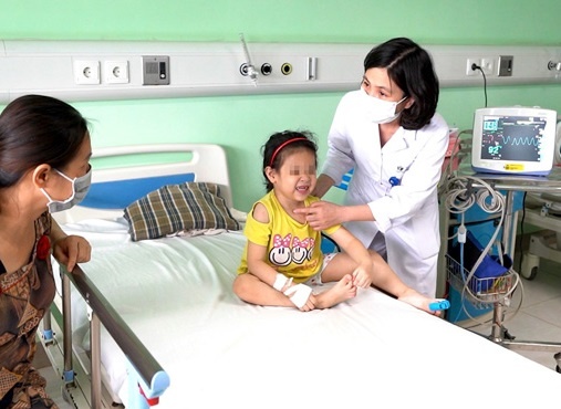 Tang tre mac hen anh 1