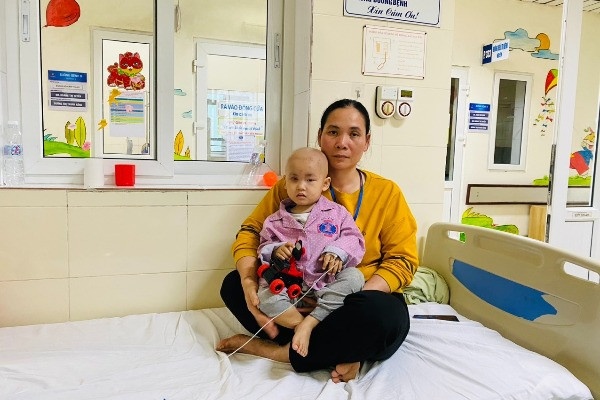 benh ung thu mat anh 1