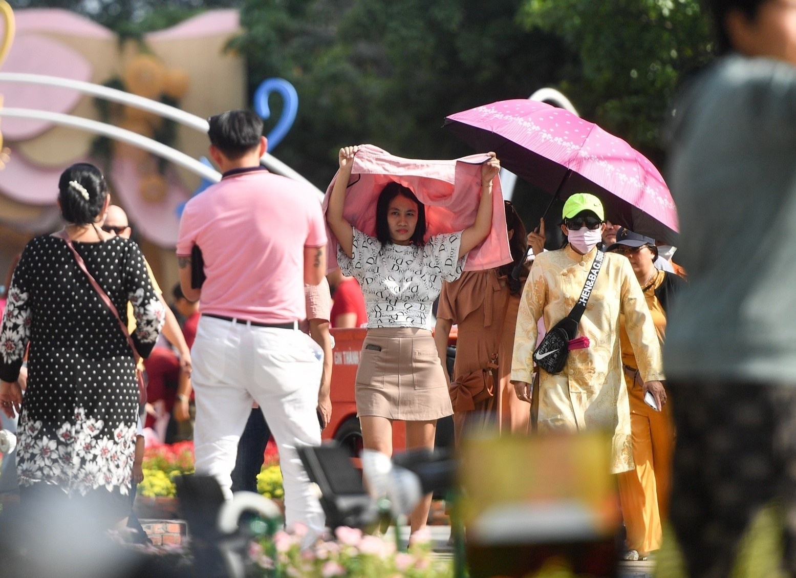 Trieu chung mac Covid-19 tai Viet Nam khong thay doi hinh anh