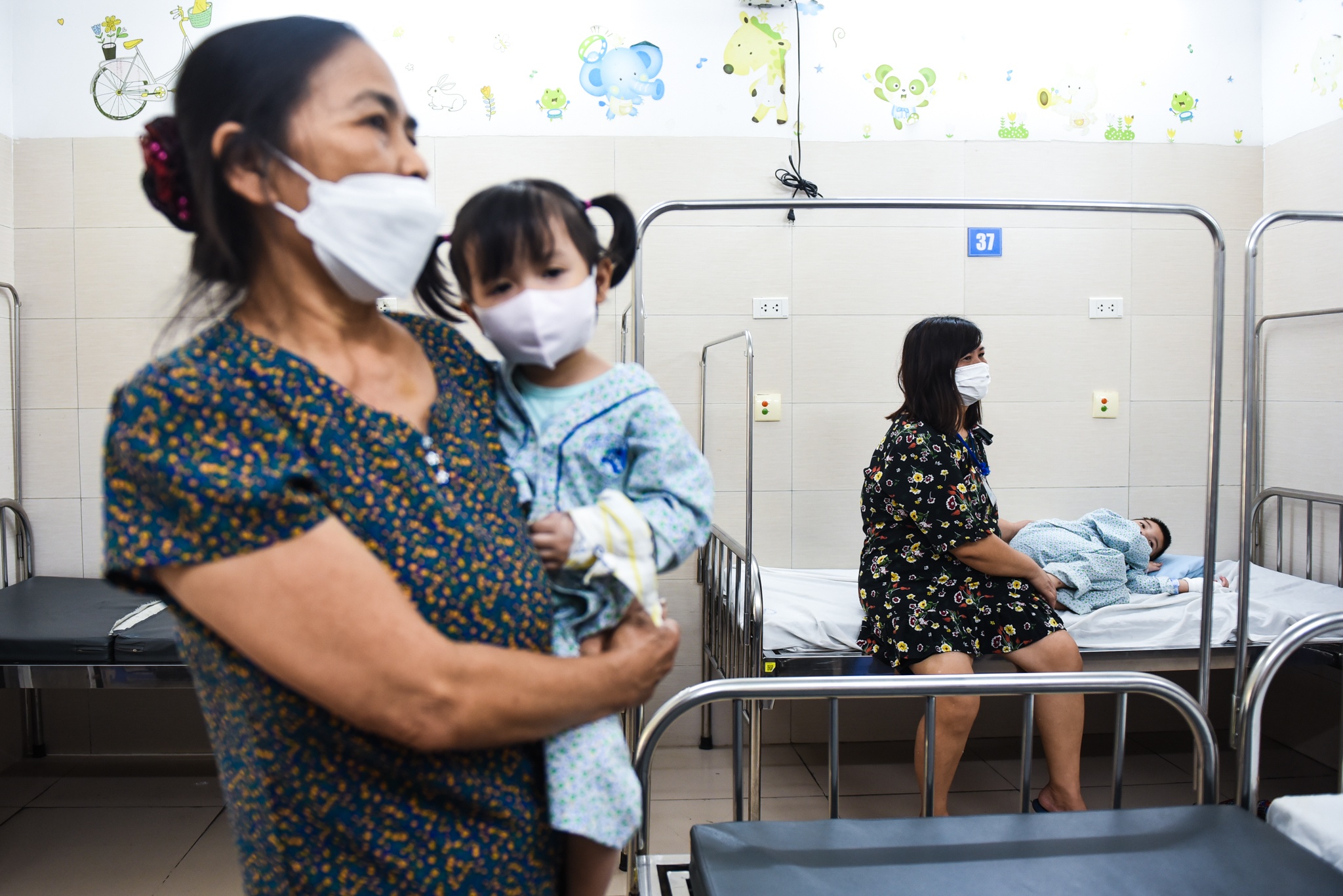 nhieu benh truyen nhiem anh 5