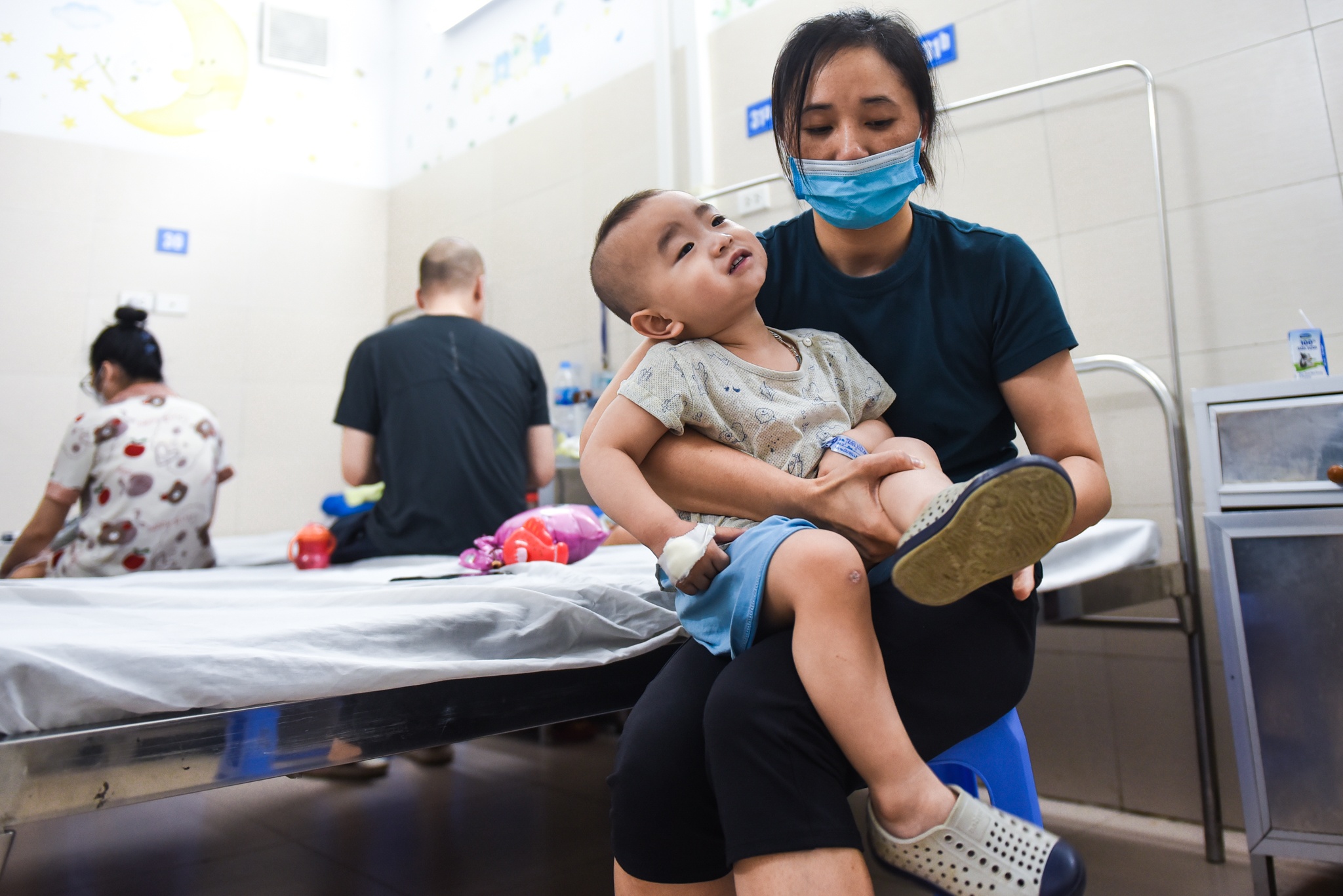 nhieu benh truyen nhiem anh 3