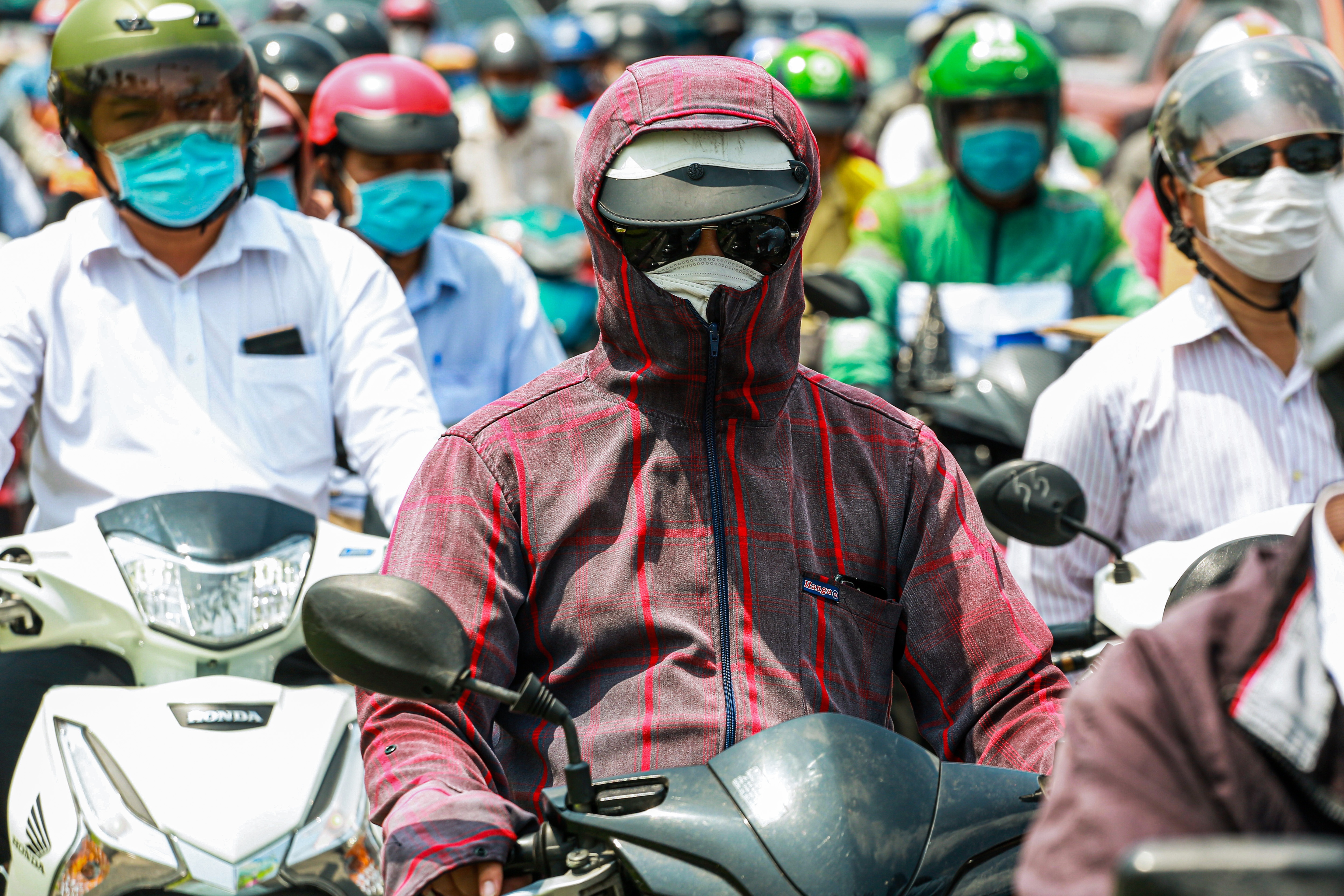 Tia cuc tim o TP.HCM anh 1