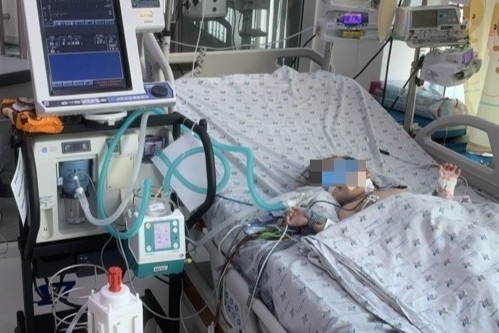 Benh vien o TP.HCM cuu nhieu tre nguy kich do ngat nuoc hinh anh