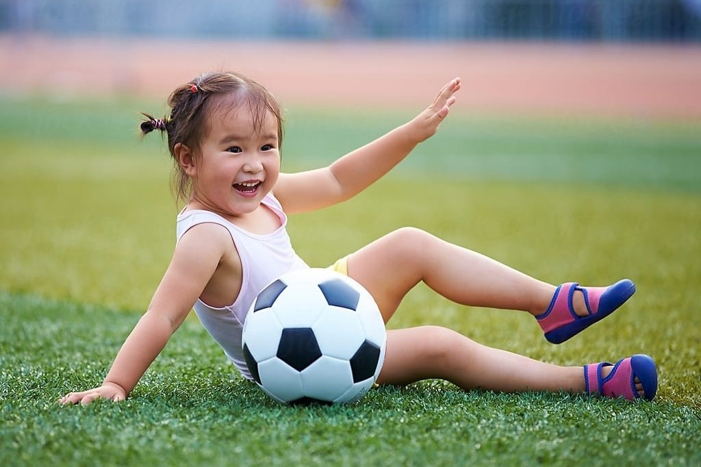 Nhung thoi quen giup tre tang cuong suc de khang truoc Covid-19 hinh anh