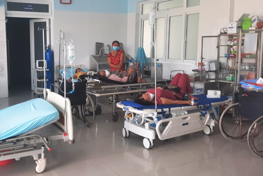 19 nguoi o Dak Lak nhap vien sau khi an cuoi hinh anh