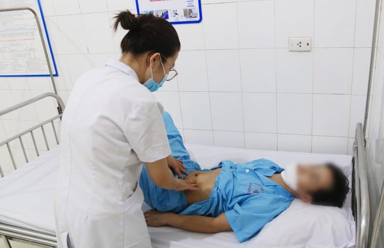 Thung da day vi uong thuoc xuong khop mua qua quang cao hinh anh