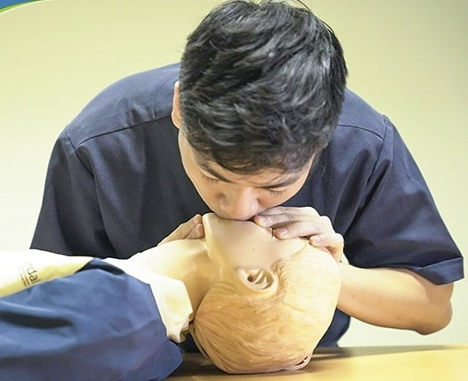 duoi nuoc mua he anh 1