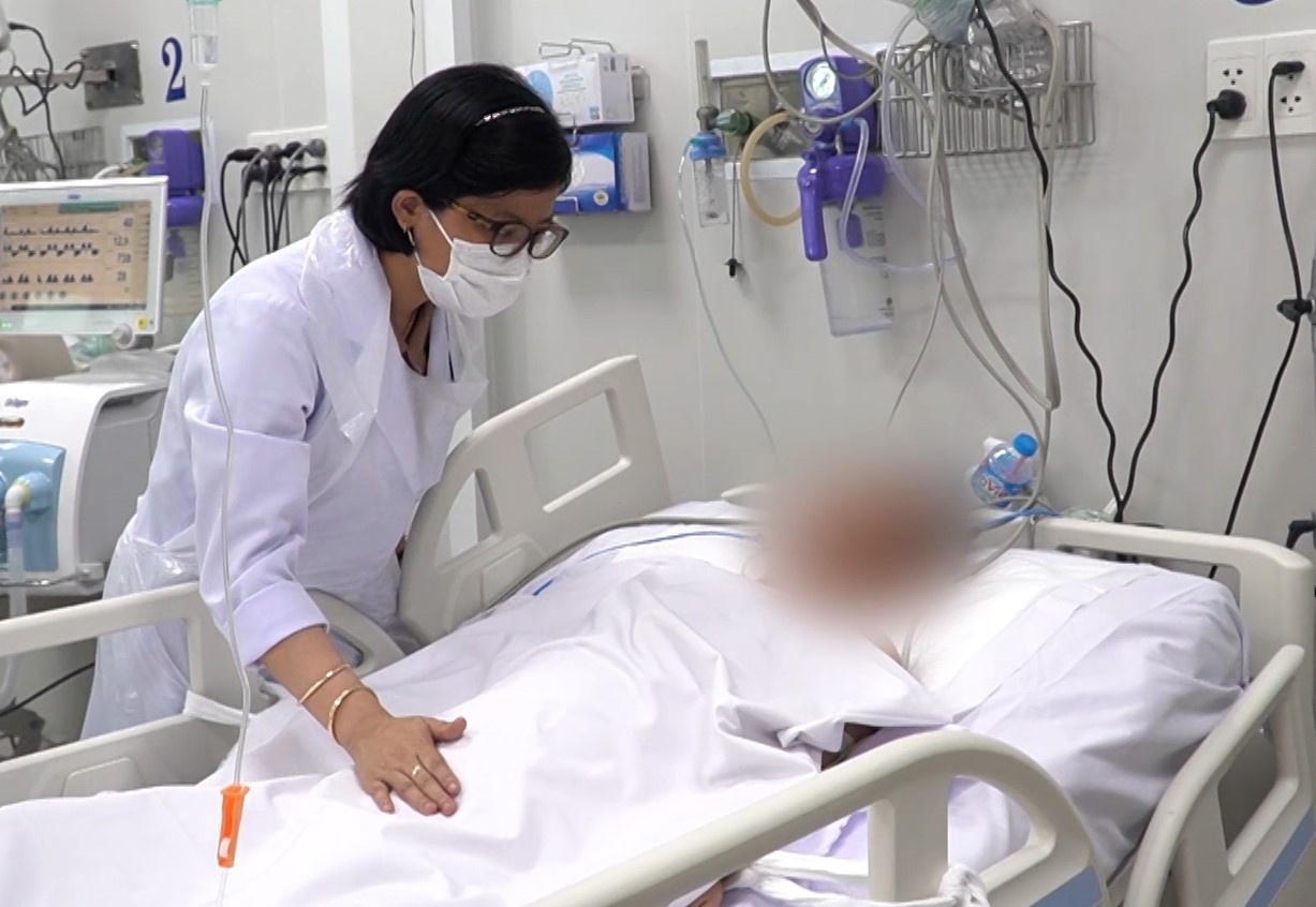 Khong xac dinh duoc doc to vu ca nha nhap vien sau bua an hinh anh