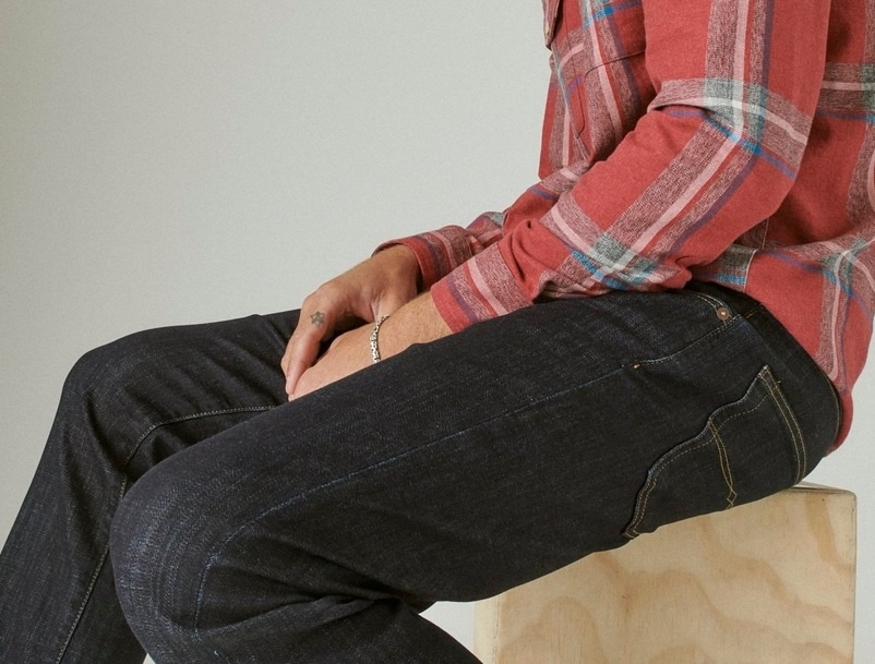 Phan biet sui mao ga va gai sinh duc hinh anh