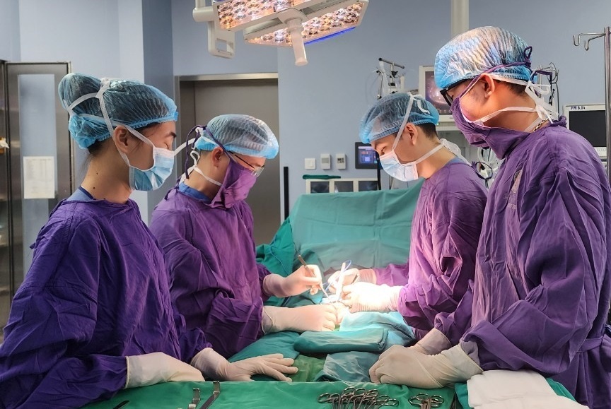Cong dương vật ảnh 1 Cong duong vat anh 1