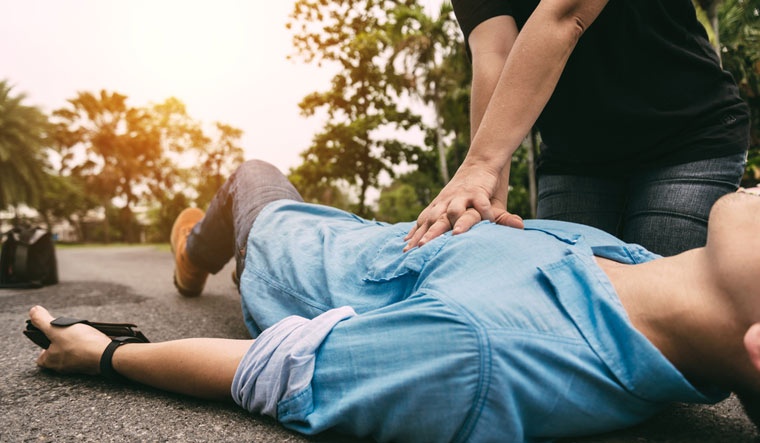 cap cuu ngung tim anh 1