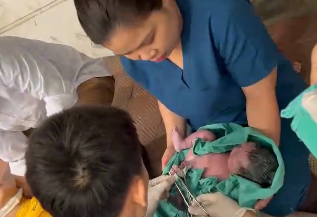 De roi o benh vien anh 1