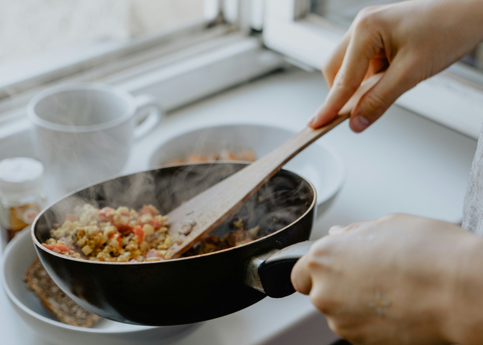 An uong nhu the nao de giam nguy co ung thu? hinh anh