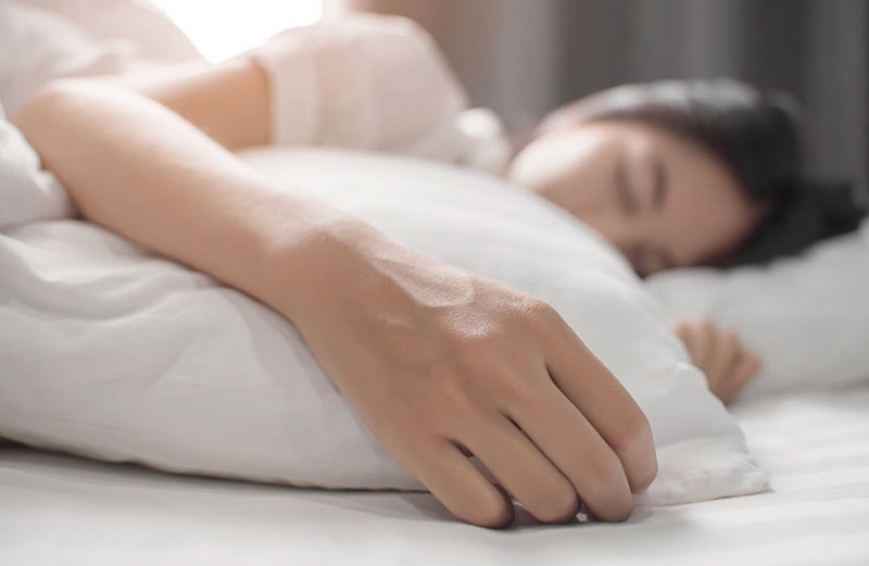 Co gai 21 tuoi nguy kich vi benh thuong chi gap o tre em hinh anh