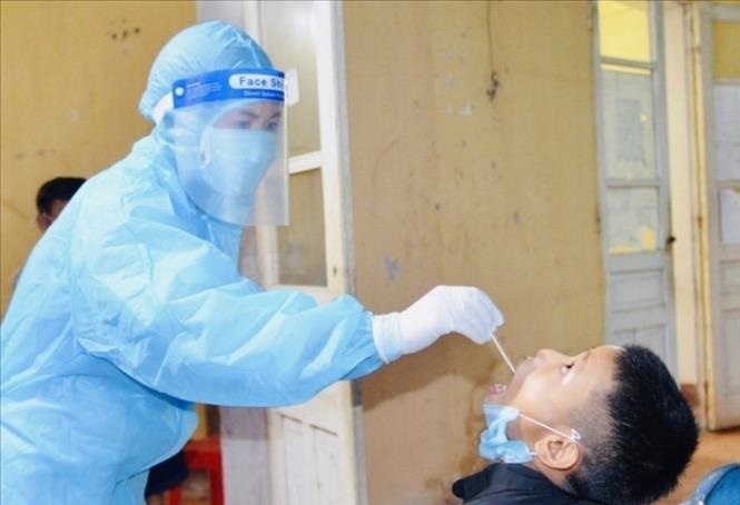 Ghi nhan them 2 ca bach hau, Thanh Hoa tang cuong phong dich hinh anh