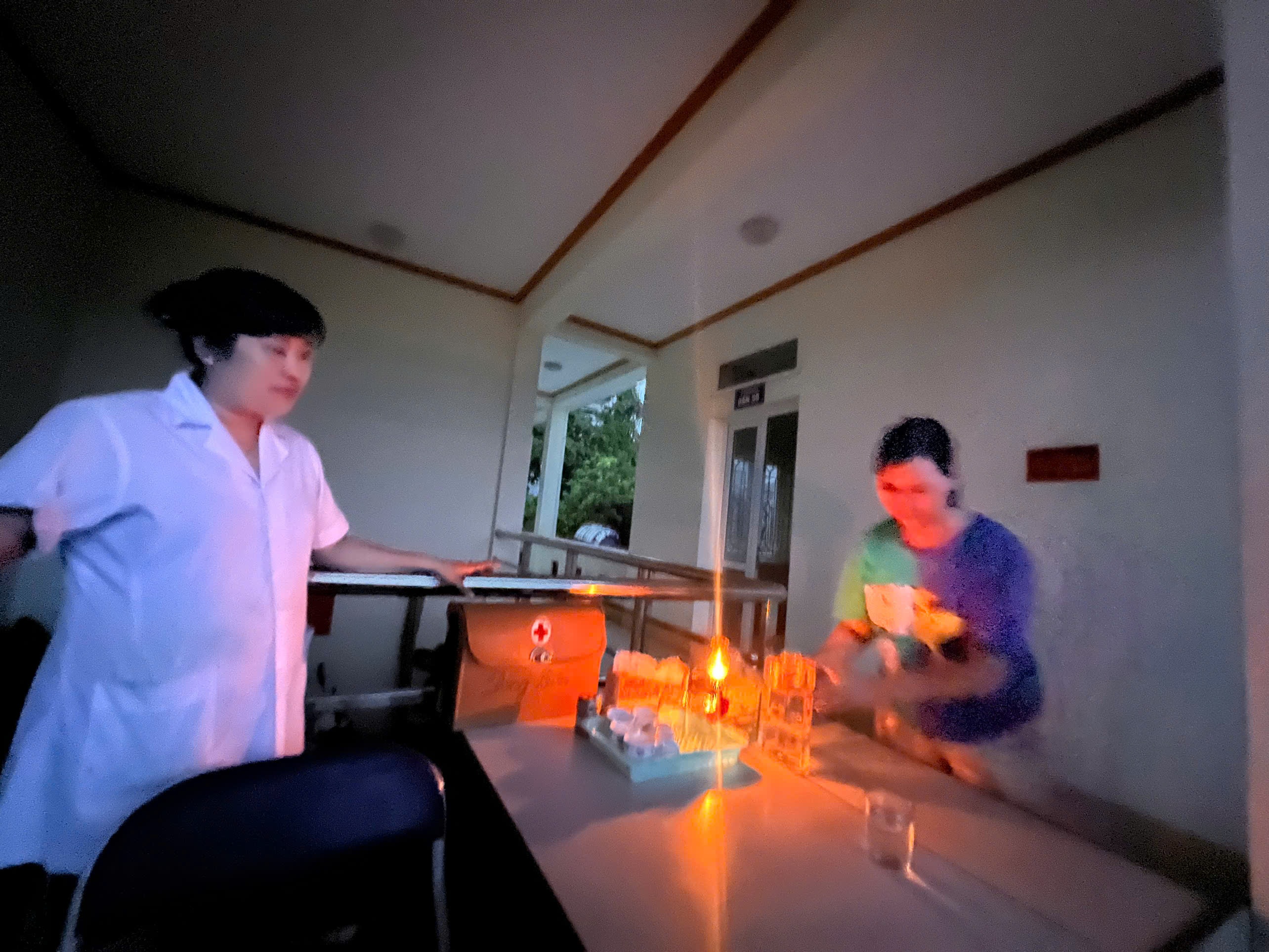 benh vien sau bao anh 6