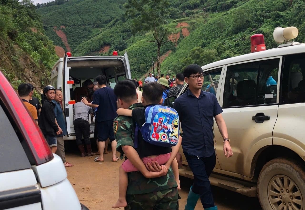 sat lo o Bac Ha anh 4
