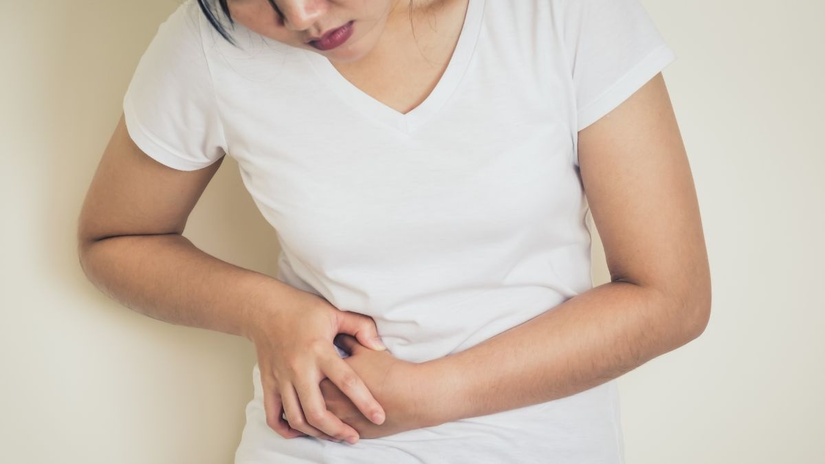 Nguoi phu nu phai cat bo than vi chu quan hinh anh