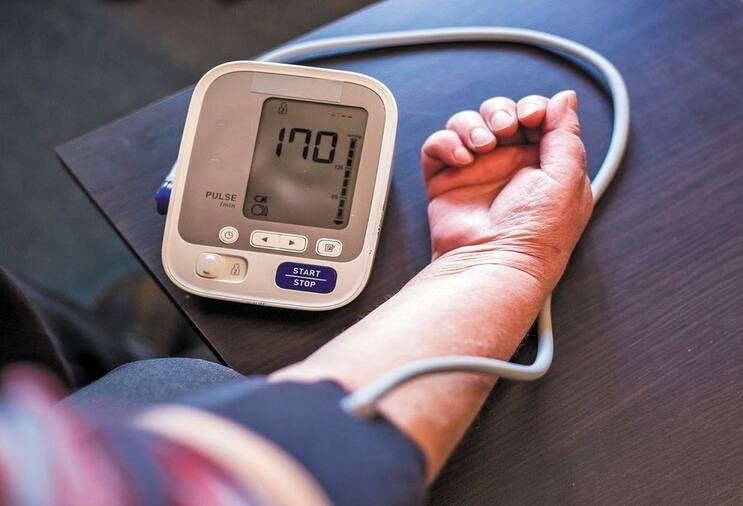 Ai co nguy co bi tang huyet ap? hinh anh
