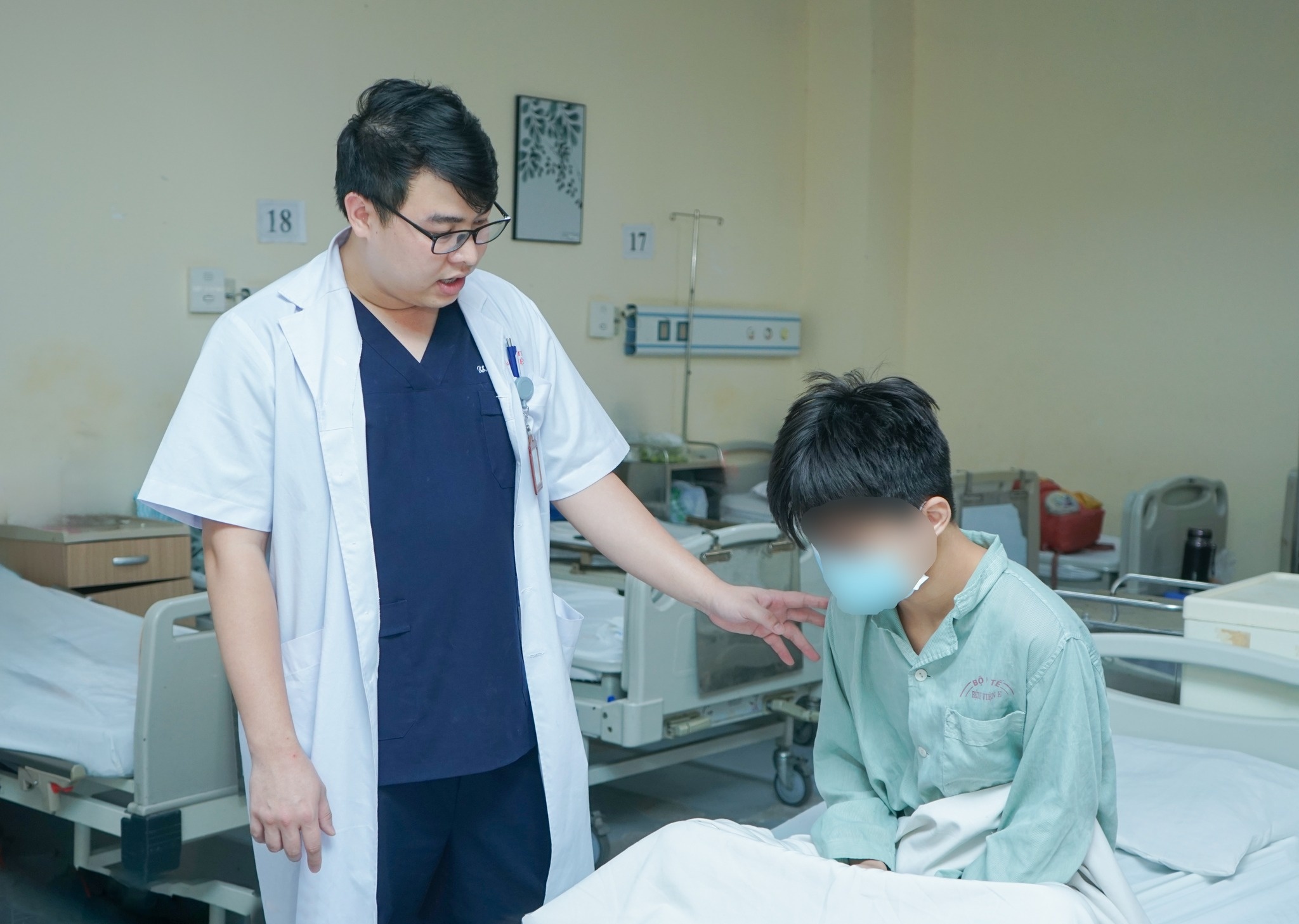 Suyt mat 'cua quy' vi to mo tuoi moi lon hinh anh