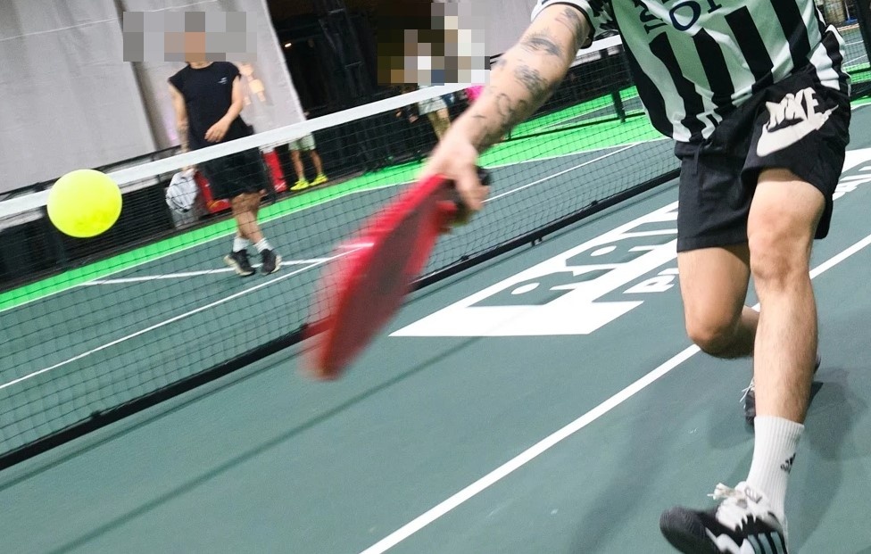 choi pickleball dot quy anh 1