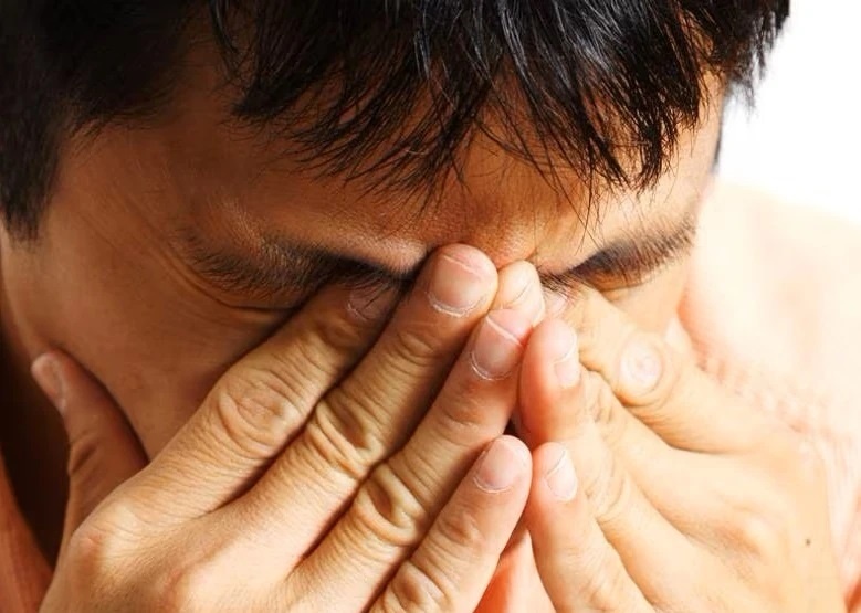 Nguoi dan ong co dau hieu dot quy nhe nhung khong nhan ra hinh anh