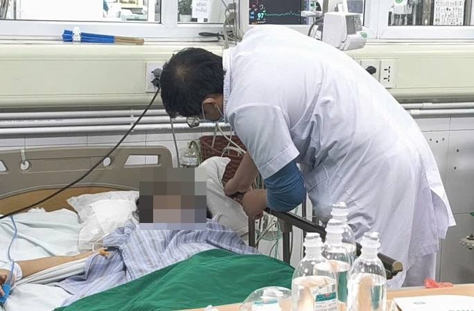 Tuong bi tam than, co gai khong ngo mac benh viem nao hinh anh