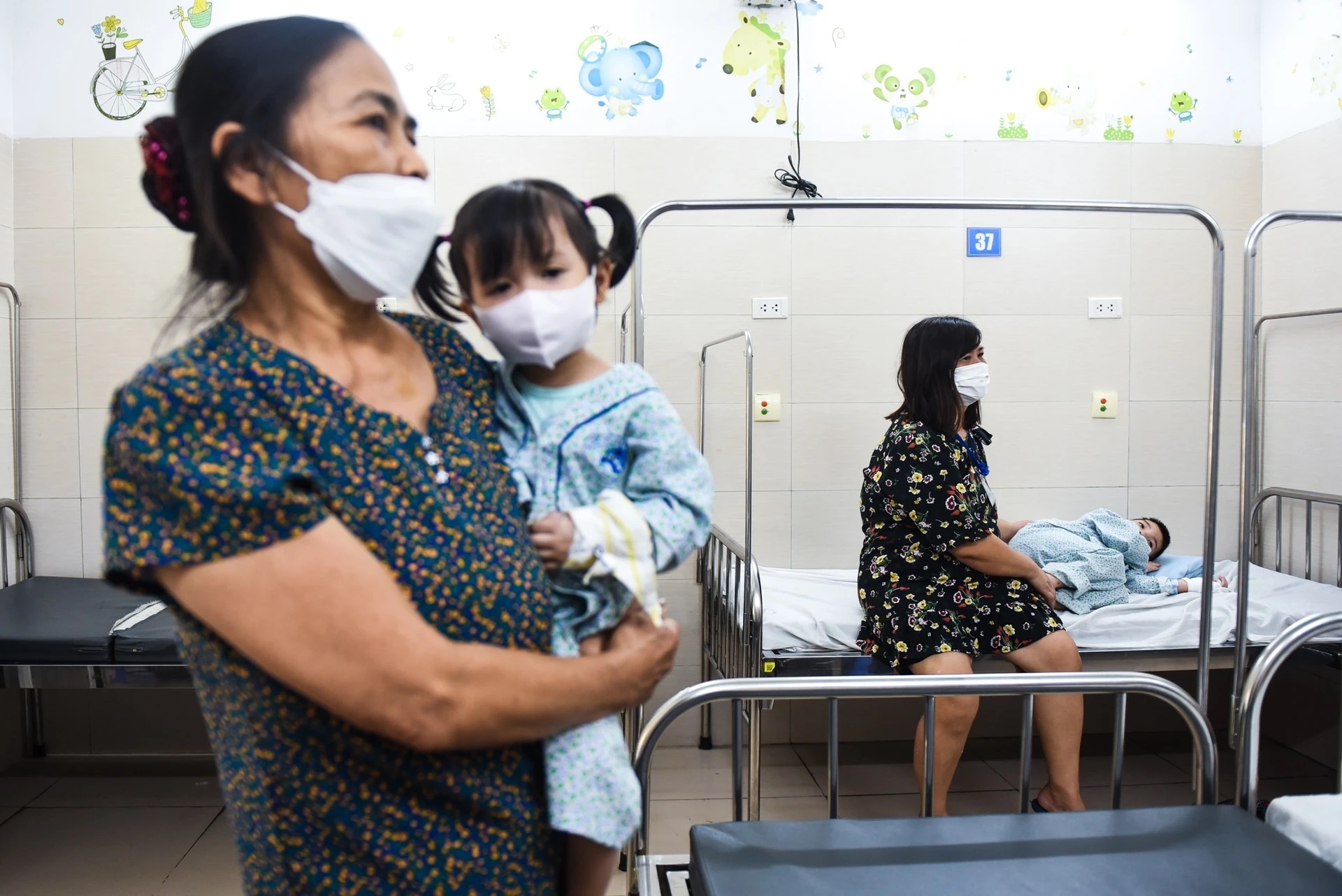 Tre em co duoc dung Tamiflu de dieu tri cum? hinh anh