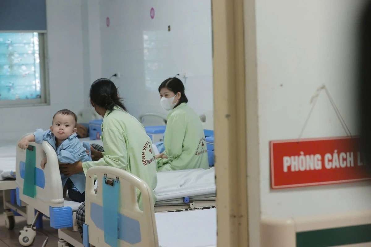 Dich soi van dien bien phuc tap, Bo Y te hop khan hinh anh