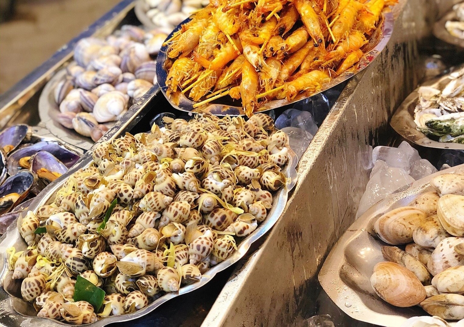 An buffet oc phai nhap vien: Moi nguy bi bo quen hinh anh