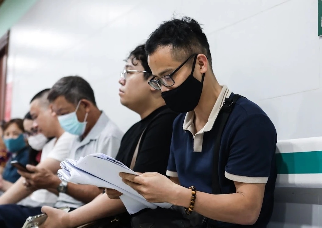 Nguoi benh ung thu vui mung vi duoc cap thuoc 3 thang/lan hinh anh