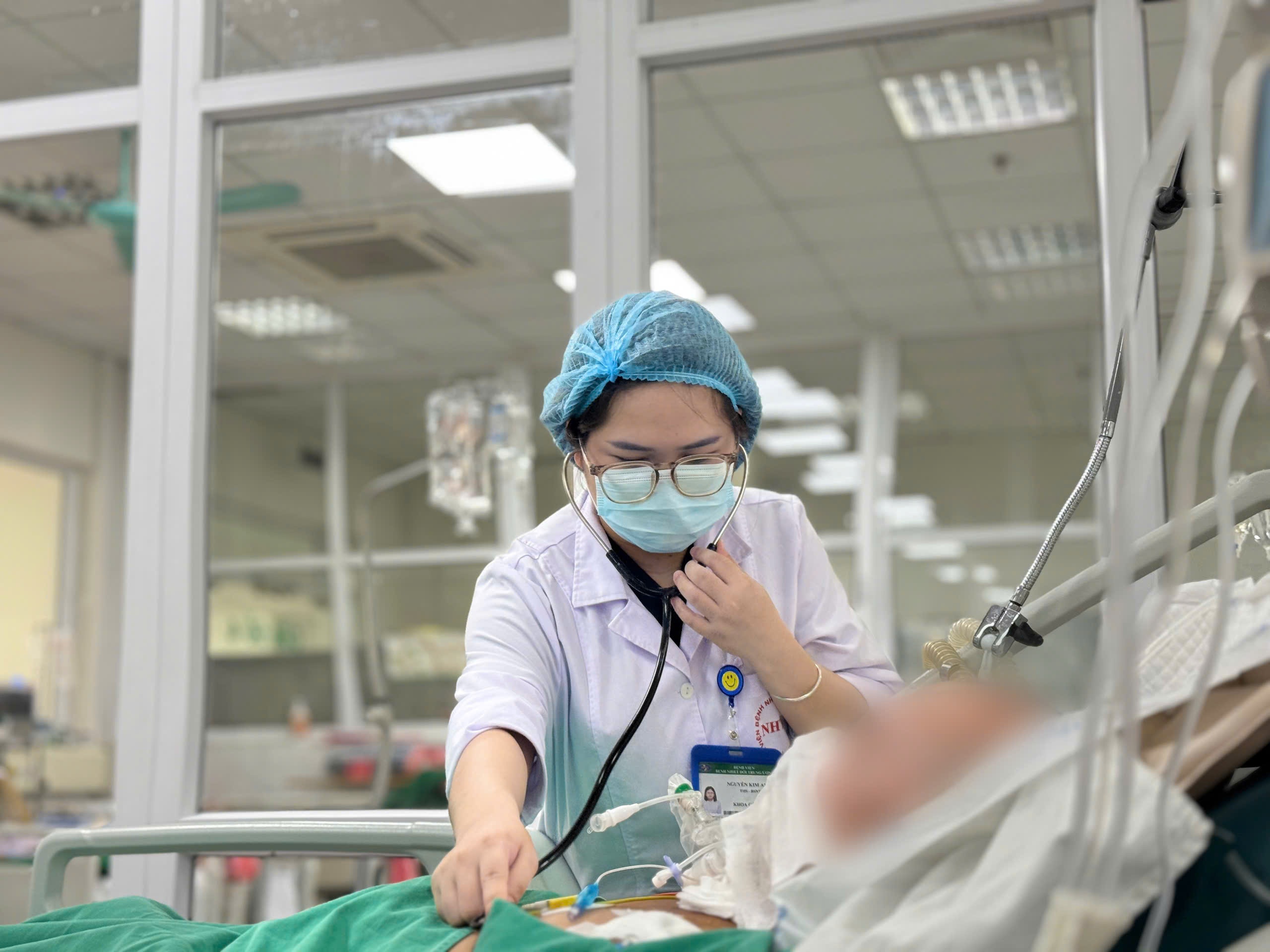 mac uon van anh 1