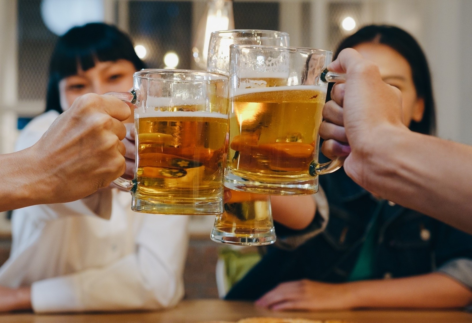 Uong ruou bia bao lau moi het nong do con? hinh anh