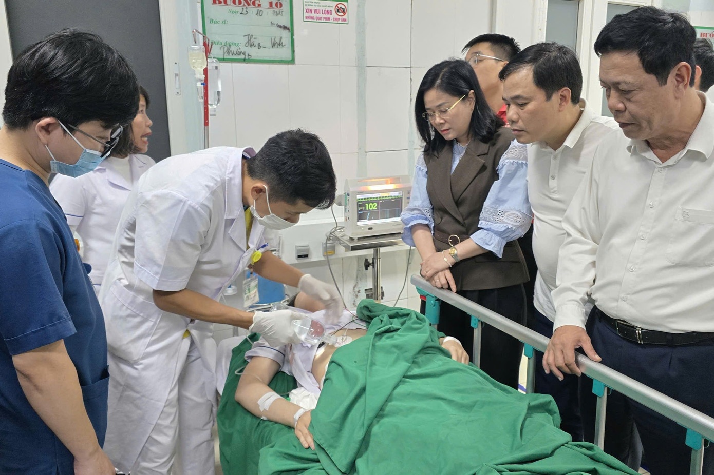 Bo Y te len tieng vu nu dieu duong bi dam 11 nhat o Nghe An hinh anh