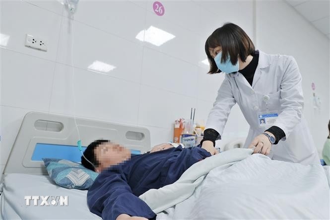 Ha Noi: So ca mac sot xuat huyet tang, mot so o dich nhieu benh nhan hinh anh