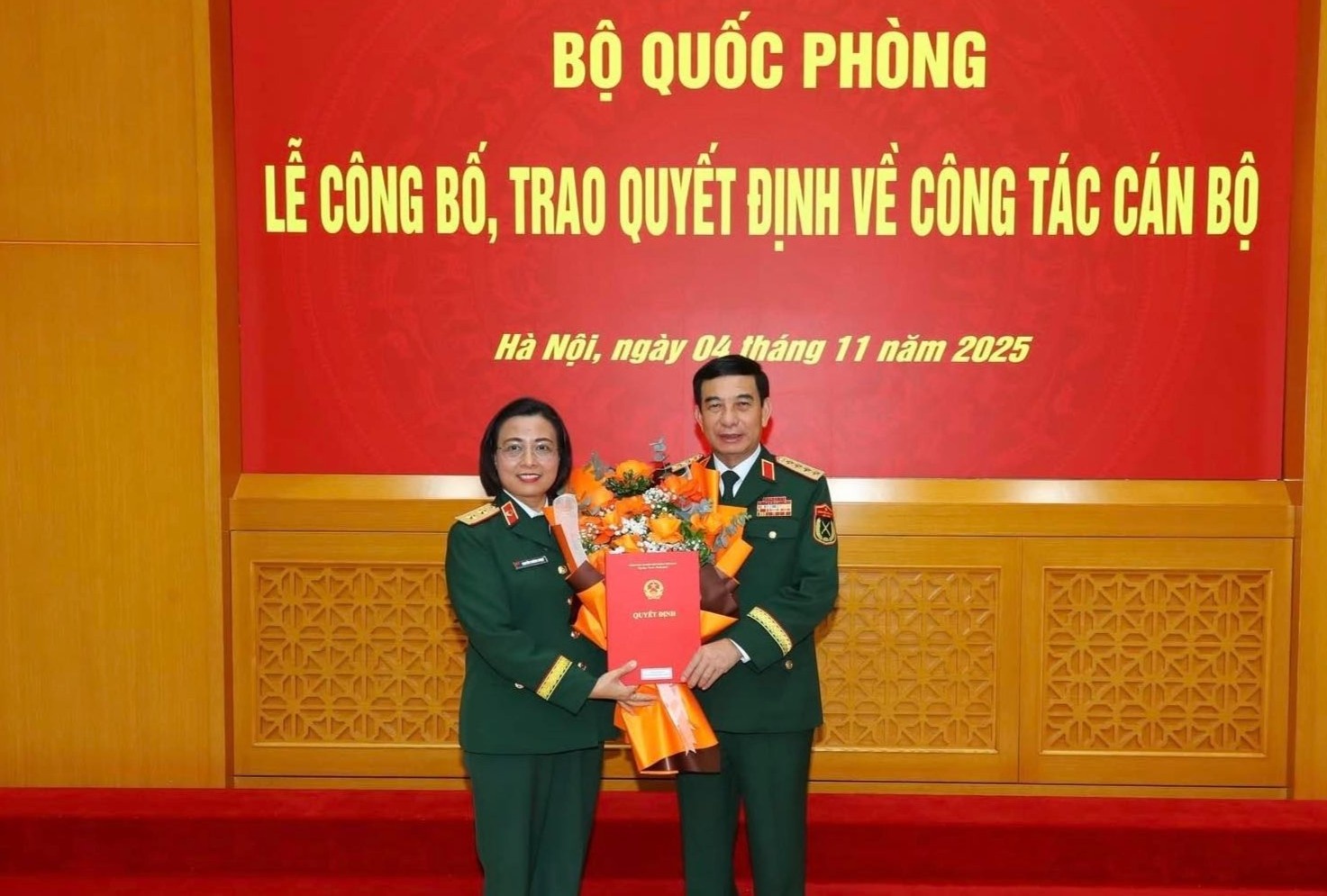 bac si trung tuong anh 1
