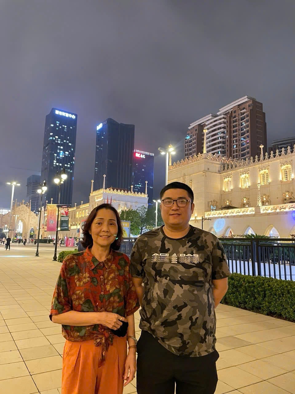 vo hien gan cho chong anh 1